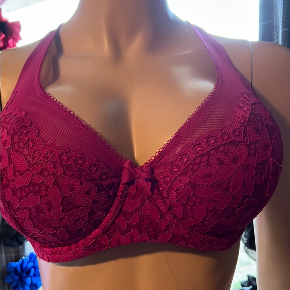 New Condition Body By Victoria Secret Unlined Demi S40D.